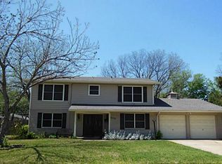 9425 Pinewood Dr, Dallas, TX 75243