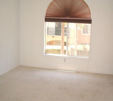 4th image of 680 Camino De La Reina #2115