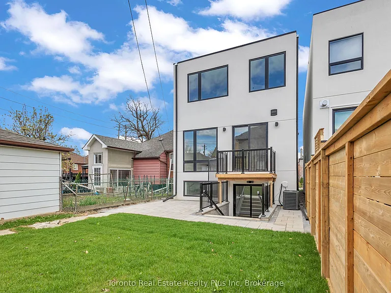 138 Bowie Ave — Photo 29
