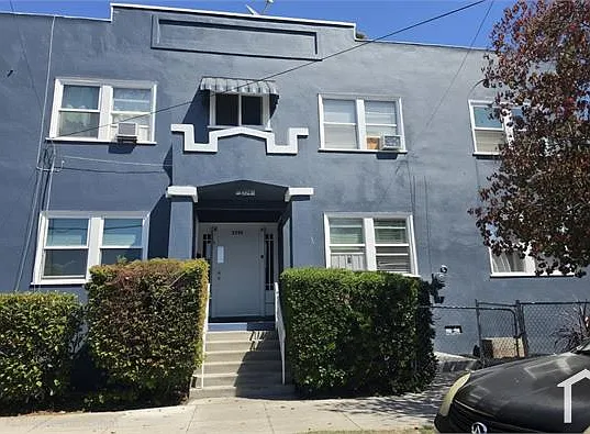 1 bed, 1000 sqft, $2,125 — Photo 2