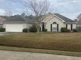 737 Penwood Dr, Covington, LA 70433