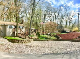 31 Wah Ta Wah Dr, Greenwood Lake, NY 10925