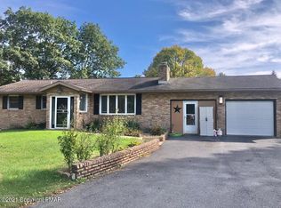 8475 Pohopoco Dr, Kunkletown, PA 18058