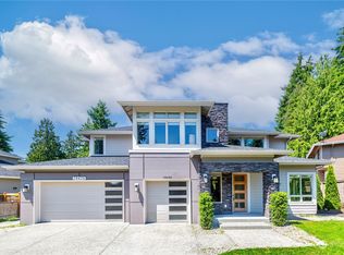 18426 44th Ave W, Lynnwood, WA