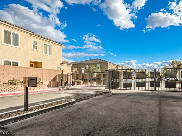 8508 Helvetia Ln, Las Vegas, NV 89113