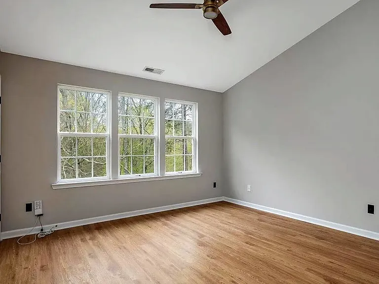 190 Cedar Elm Rd — Photo 10