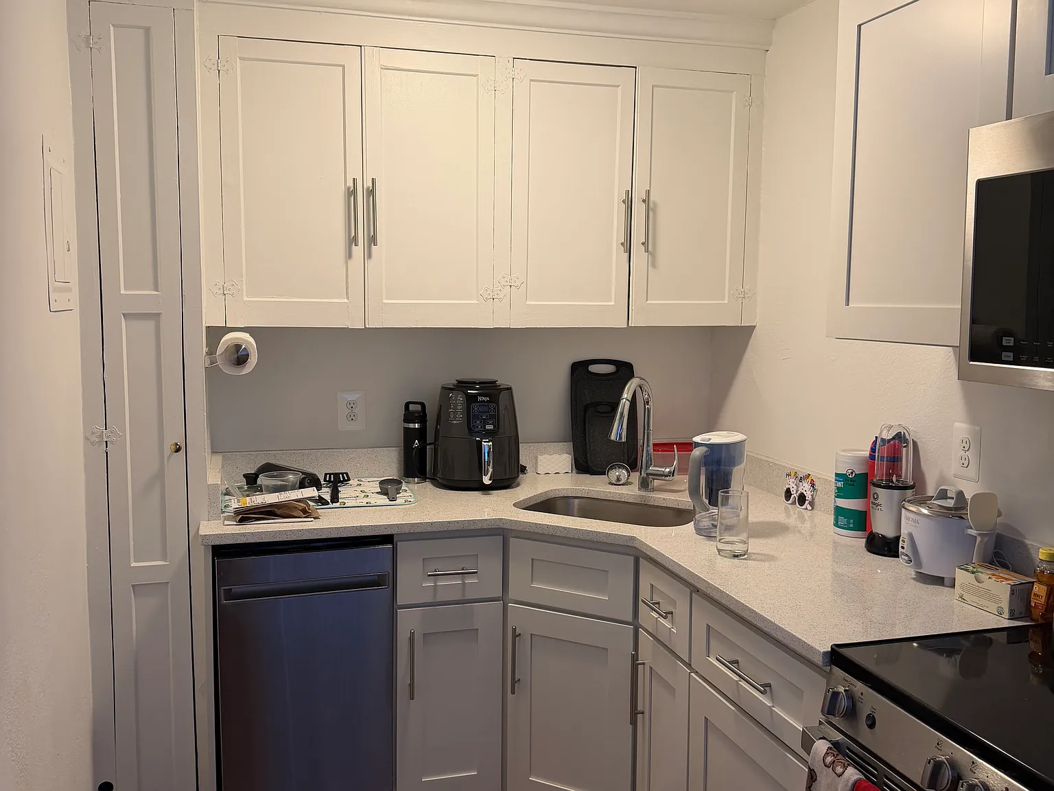 605 N Irving St — Photo 3