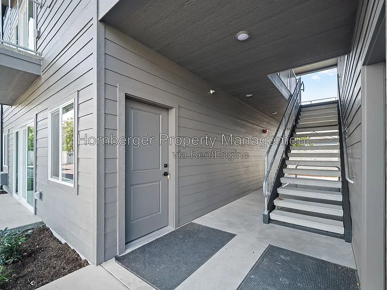 16104 E Valleyway — Photo 35