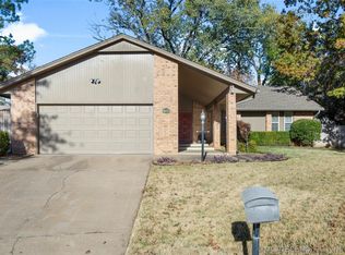 7504 S 69th East Ct, Tulsa, OK 74133