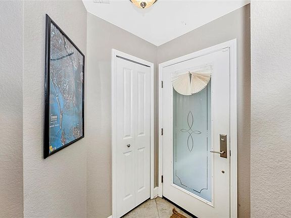 3rd image of 529 Sunset Rd N