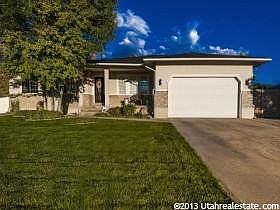 1st image of 641 Country Club Dr