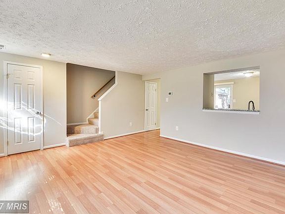 Living Room/Dining Room Area