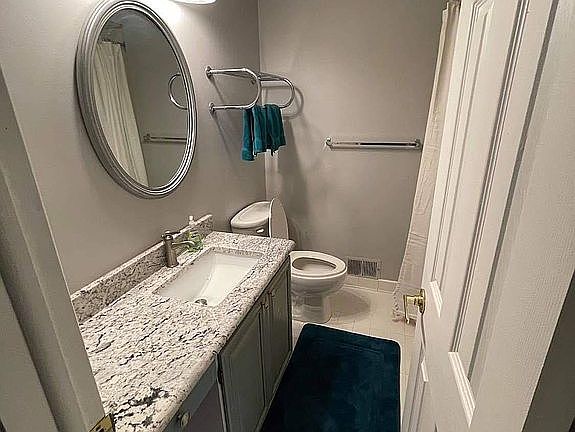 2nd image of 48092 Colony Farm Cir