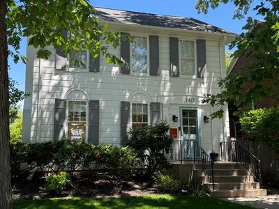 2427 Thayer St, Evanston, IL, 60201