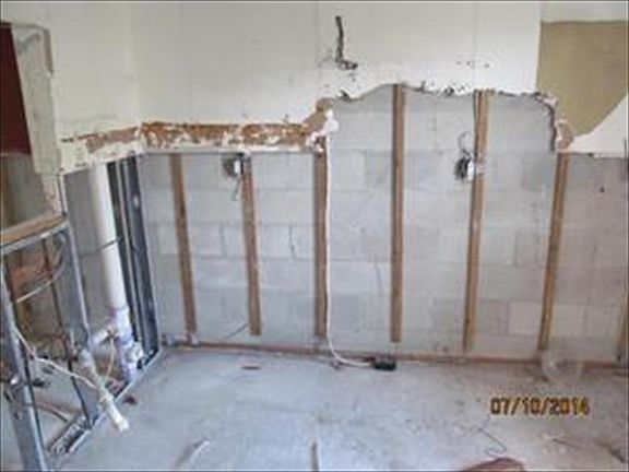 3rd image of 100 Grand Blvd APT 105