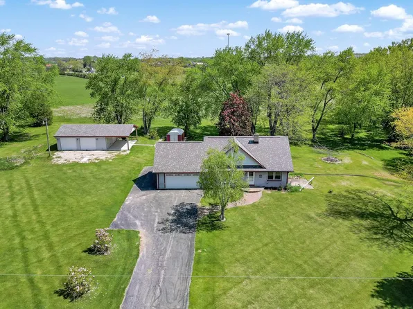 2738 Waukesha ROAD, Franksville, WI 53126