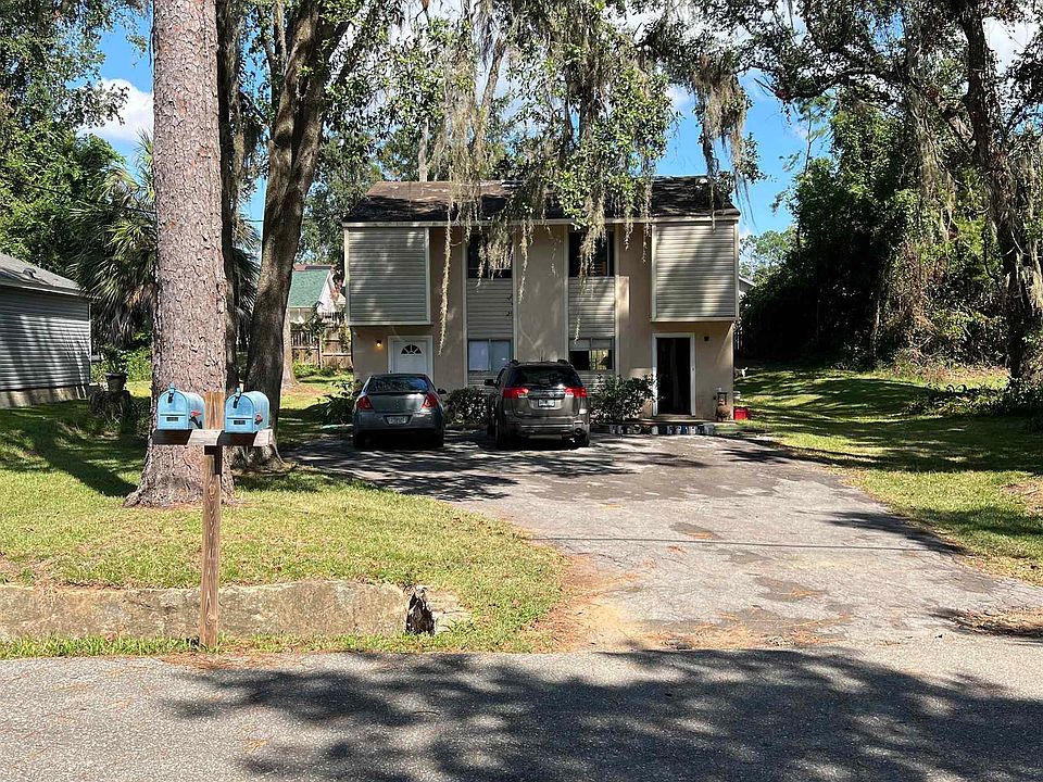 1st image of 1563/1565 Live Oak Dr