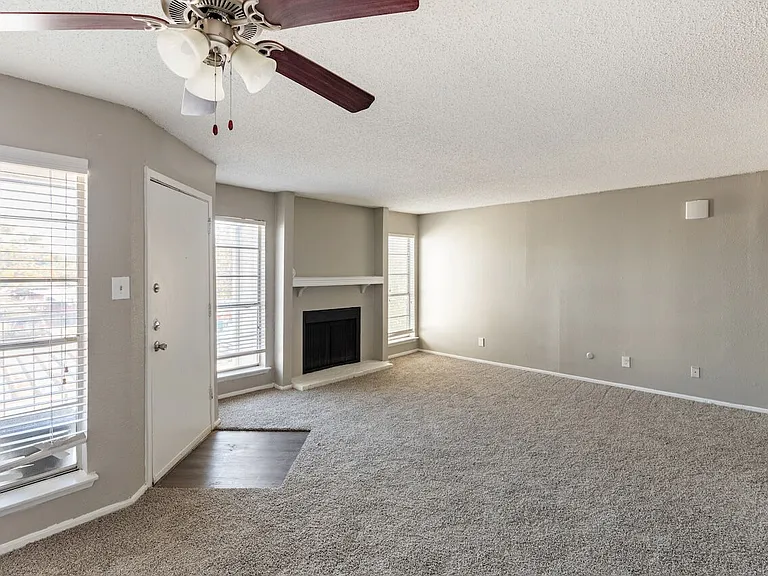 Athena Apartments — Photo 33