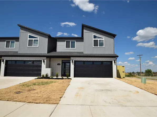 1800 Garnet Ave, Centerton, AR 72719