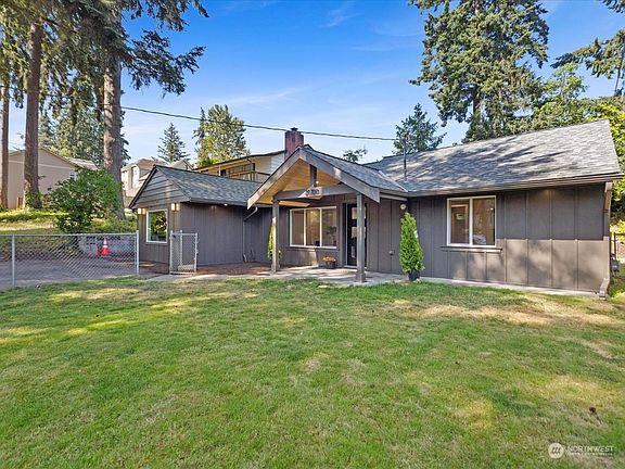 3rd image of 21700 55th Avenue W