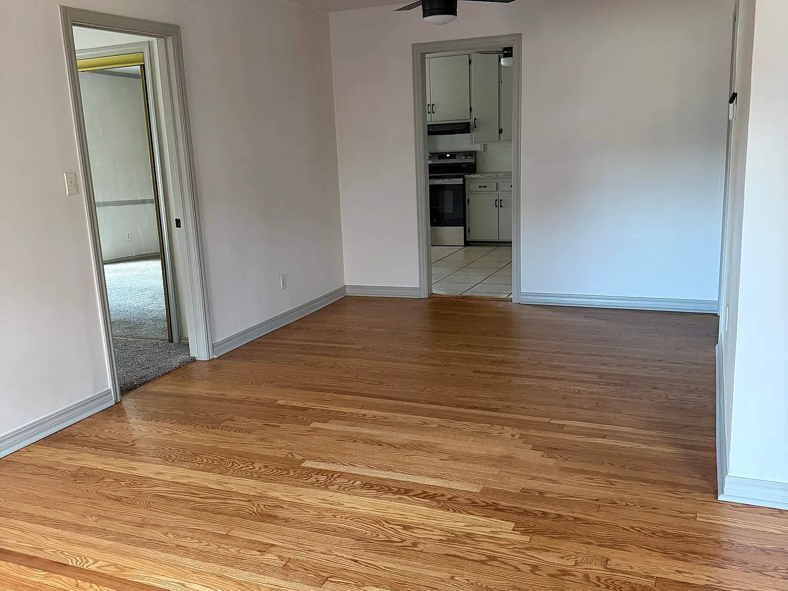 3 bed, 1386 sqft, $1,600 — Photo 2