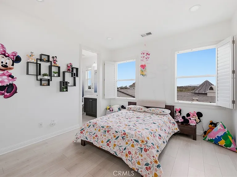 14852 Hightop St — Photo 26