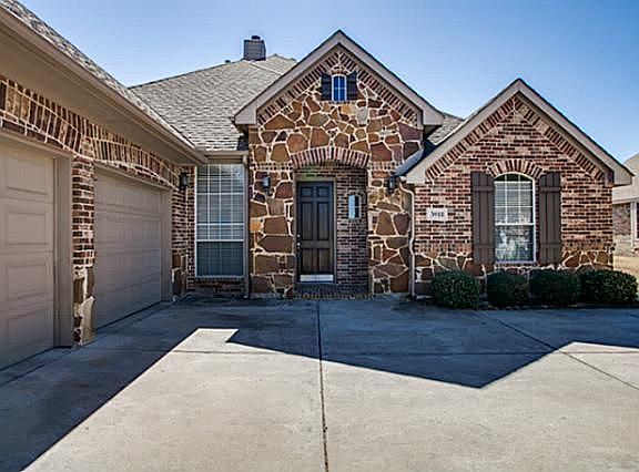 2nd image of 5918 Holly Crest Ln