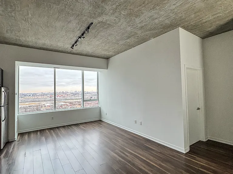 1345 S Wabash Ave #1402 — Photo 3