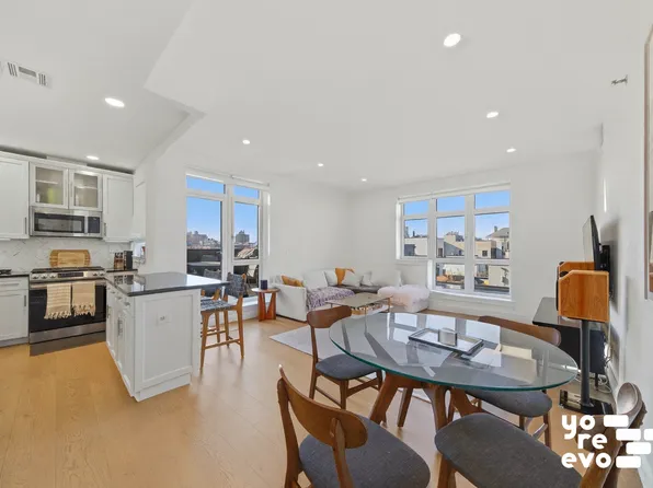 35 Underhill Avenue image 1 of 10