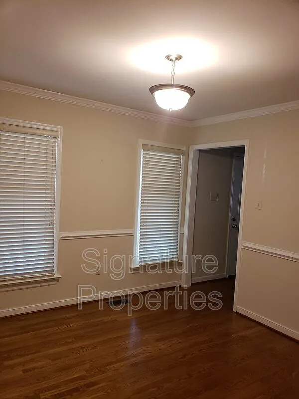 3 bed, 2.5 bath, 1863 sqft, $2,470 — Photo 4
