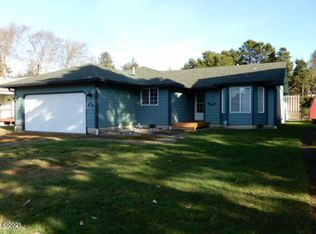 2152 NW Keel Ave, Lincoln City, OR 97367