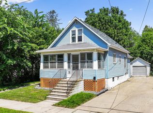 1455 Kurtz Ave, Green Bay, WI 54301