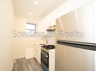 3087 34th St APT 1F, Astoria, NY 11103