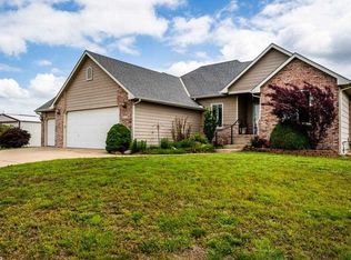 7312 S Fieldcrest St, Clearwater, KS 67026