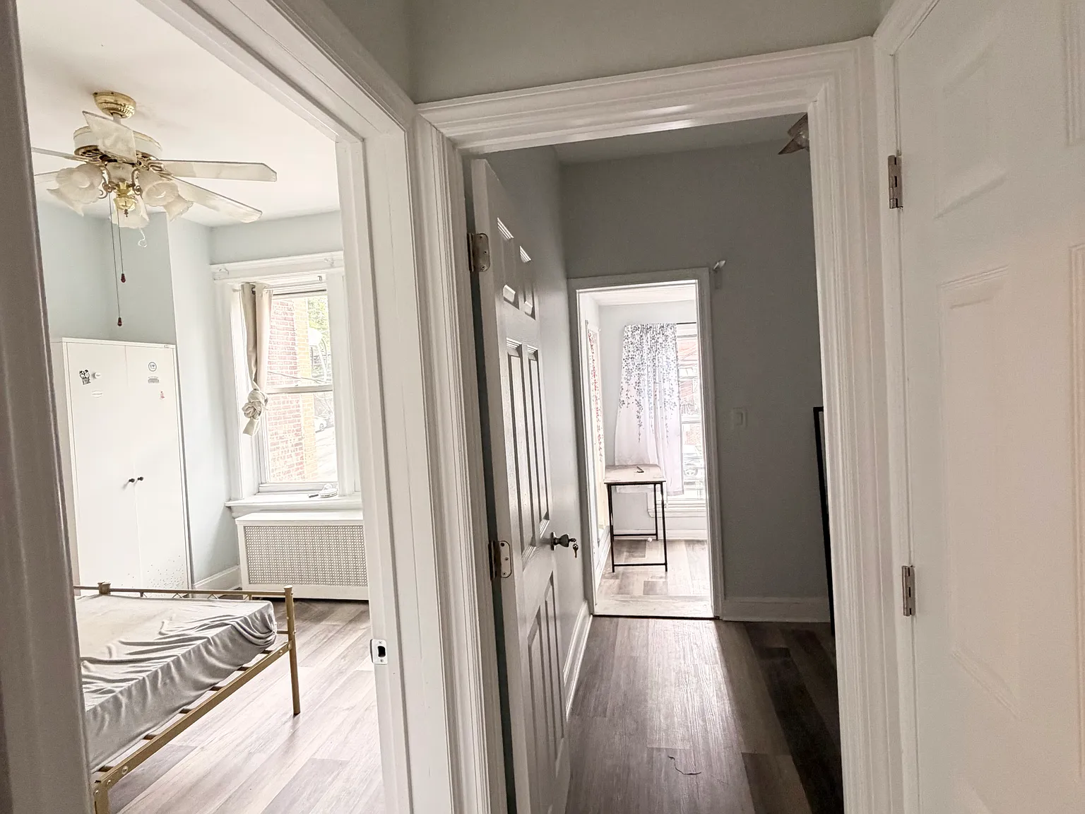 3 bed, 1200 sqft, $2,450 — Photo 3