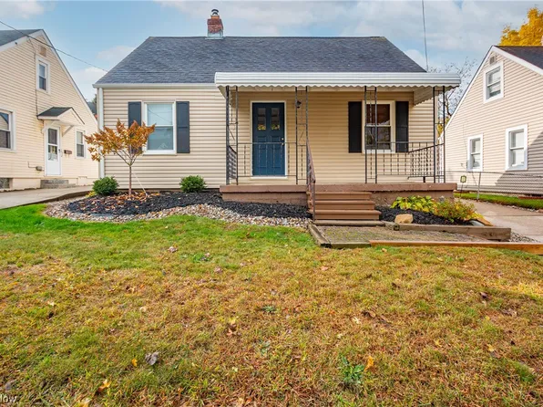 810 Austin Ave, Akron, OH 44306