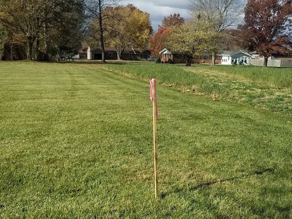 2nd image of Gas Line Rd