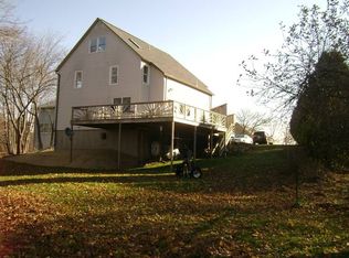 8 Beals Cove Rd #A, Orrs Island, ME 04066