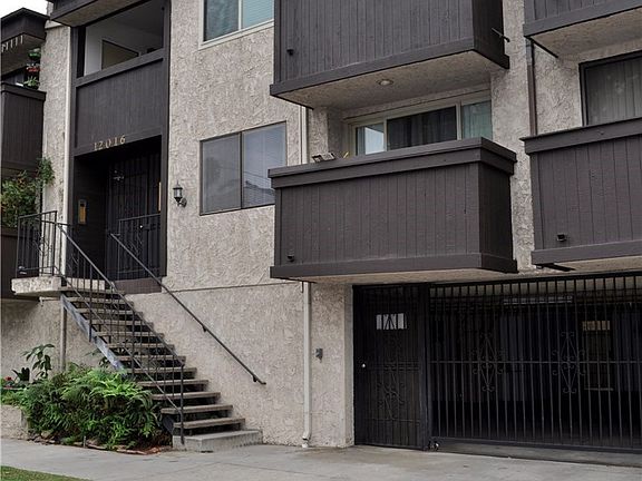 3rd image of 12016 Weddington St Unit 7