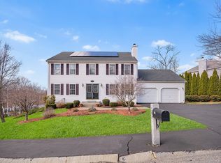 160 Worster Dr, Marlborough, MA 01752
