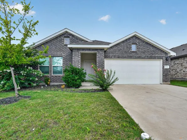 9452 Firedog Dr, Fort Worth, TX 76131