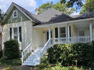 518 Perry Ave, Greenville, SC 29611