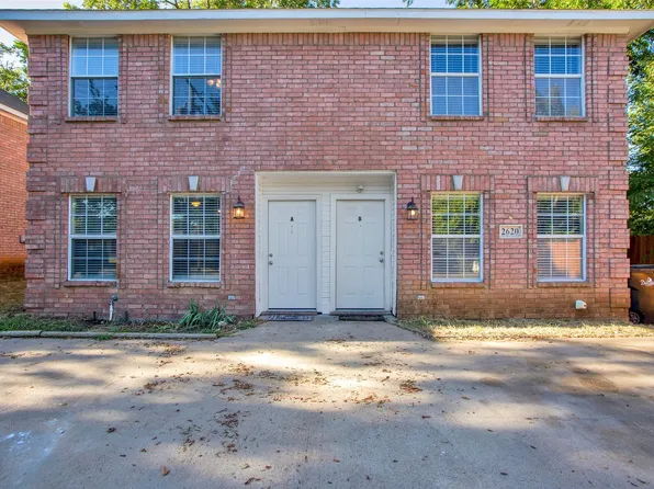 2620 W Walker St #A & B, Denison, TX 75020
