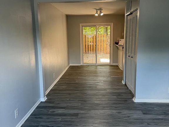 4th image of 109 N Emory Dr