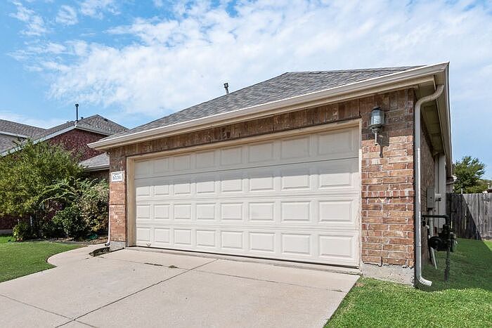 1st image of 5036 Birchwood Dr
