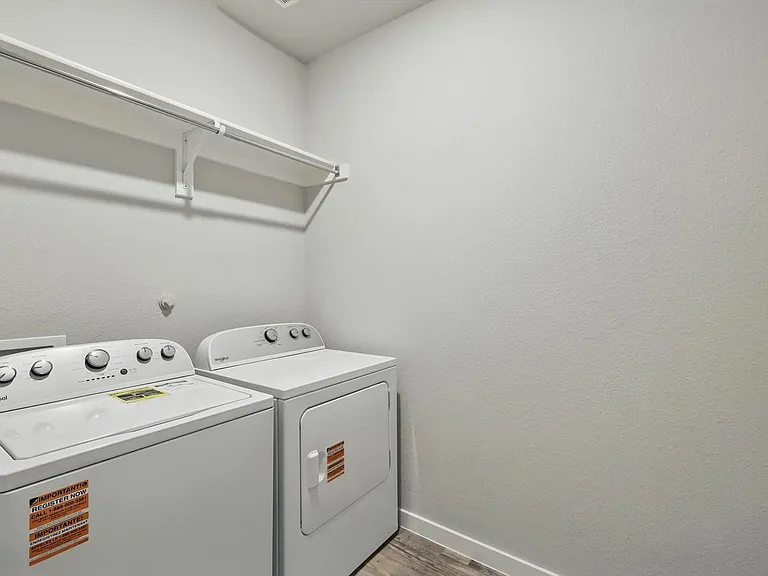 1100 Parkstone Dr — Photo 20