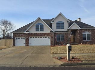 1501 Gingoteague Way, Pekin, IL 61554