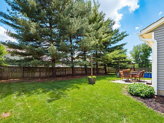 4th image of 10131 Hounsdale Dr NW