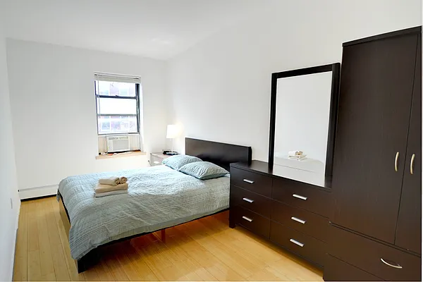 Rented by Smart City Real Estate LLC | media 22