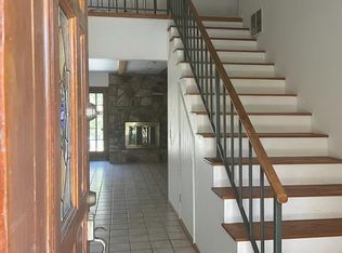 825 Apache Trl, Riverside, CA 92507